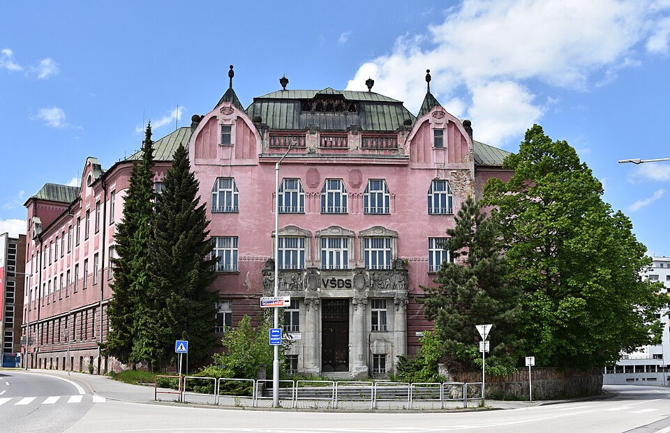 09042026 predaj historickej budovy v centre mesta